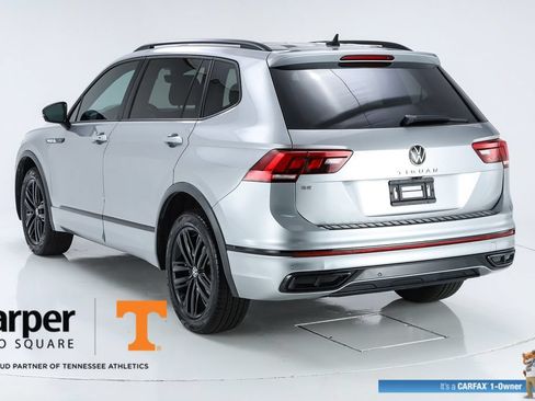 Used 2022 Volkswagen Tiguan SE R-Line FWD image 7