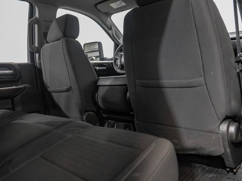 Used 2024 Chevrolet Silverado 2500 Custom w/ Custom Value Package image 35