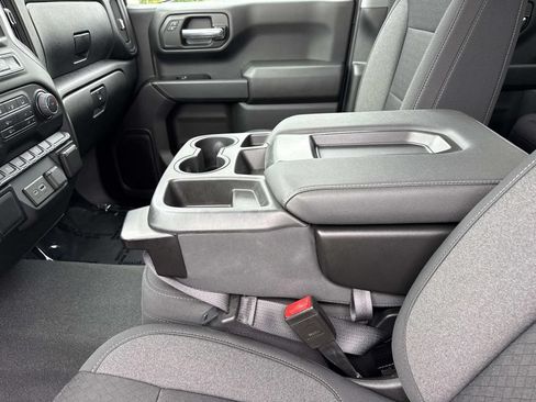 Used 2022 Chevrolet Silverado 1500 Custom w/ Safety Confidence Package AWD/4WD image 13