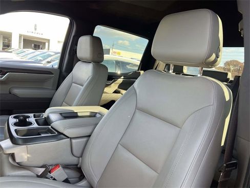 Used 2022 GMC Sierra 1500 SLT image 13