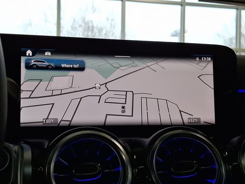 New 2026 Mercedes-Benz GLB 250 4MATIC image 16