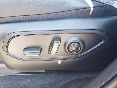 New 2024 Jeep Grand Cherokee Limited w/ Luxury Tech Group II image 22