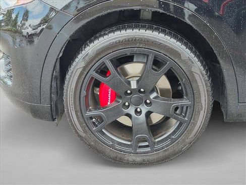 Used 2017 Maserati Levante w/ Sport Package AWD/4WD image 22