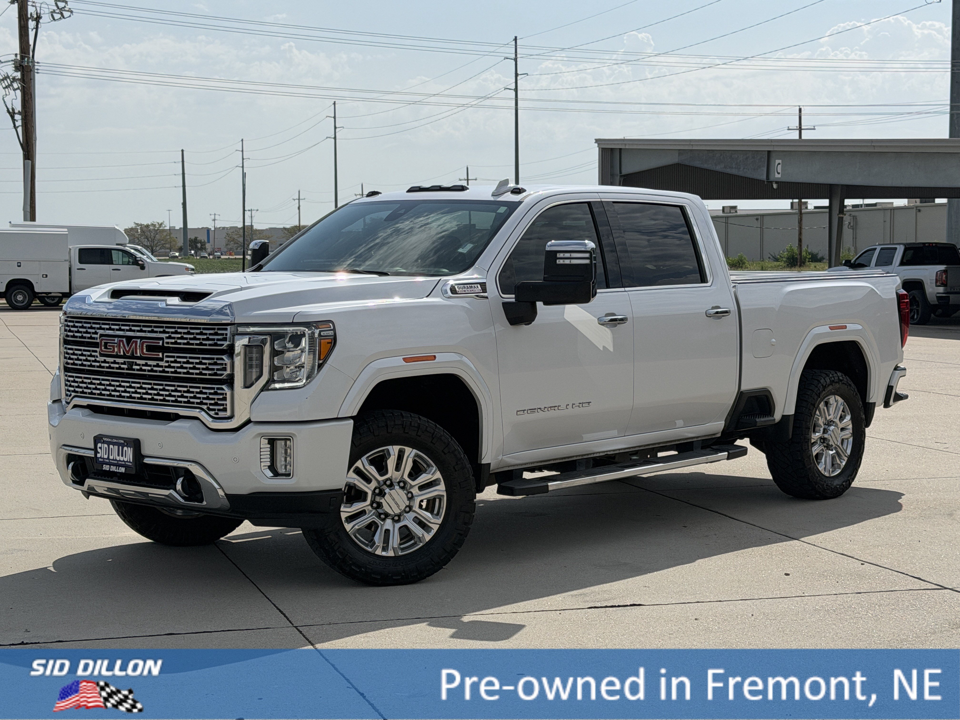 Used 2021 GMC Sierra 2500 Denali AWD/4WD image 1