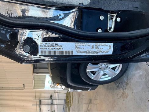 Used 2022 Jeep Compass Latitude w/ Convenience Group image 33