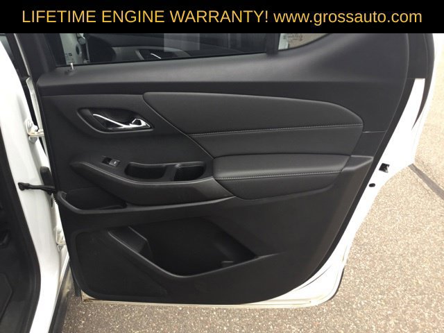 Used 2024 Chevrolet Traverse LT w/ Rear Camera Mirror Package AWD/4WD image 33