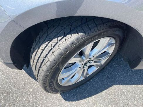 Certified 2024 Ford Edge Titanium AWD/4WD image 4