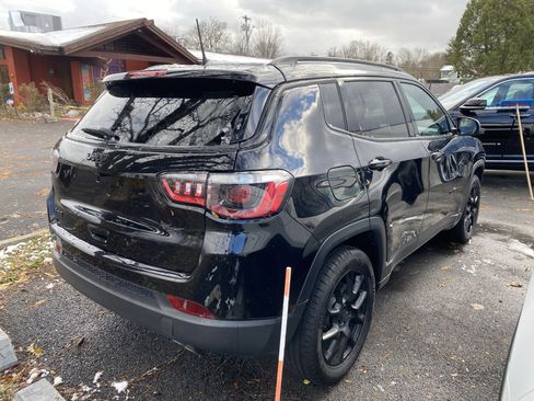 Used 2022 Jeep Compass Altitude w/ Convenience Group image 6