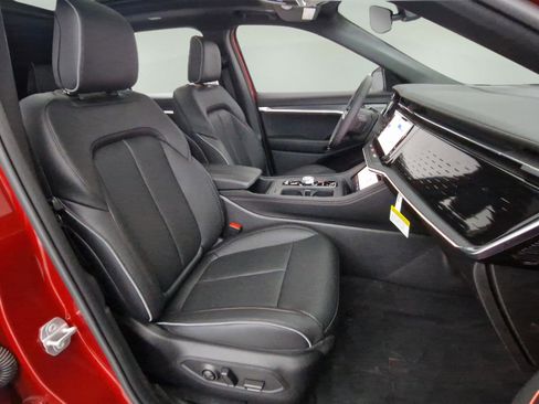 New 2025 Jeep Wagoneer Limited image 25