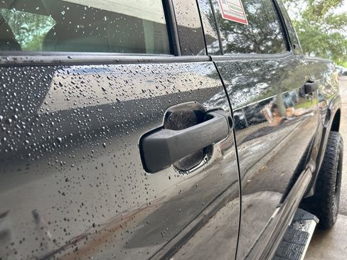 Used 2017 Toyota Tundra SR5 image 16