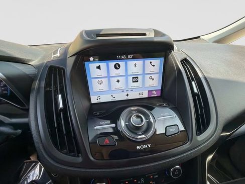 Used 2017 Ford C-MAX Energi Titanium w/ Equipment Group 501A FWD image 22