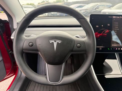 Used 2019 Tesla Model 3 Standard Range Plus RWD image 18
