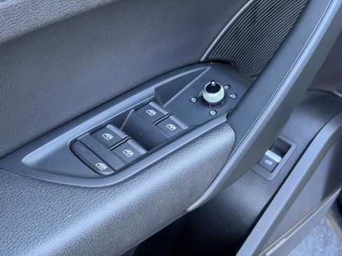 Used 2018 Audi Q5 2.0T Premium Plus w/ Premium Plus Package image 16