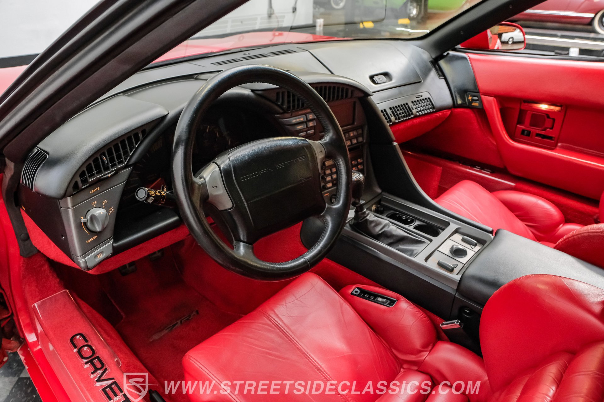 Used 1991 Chevrolet Corvette ZR-1 RWD image 4