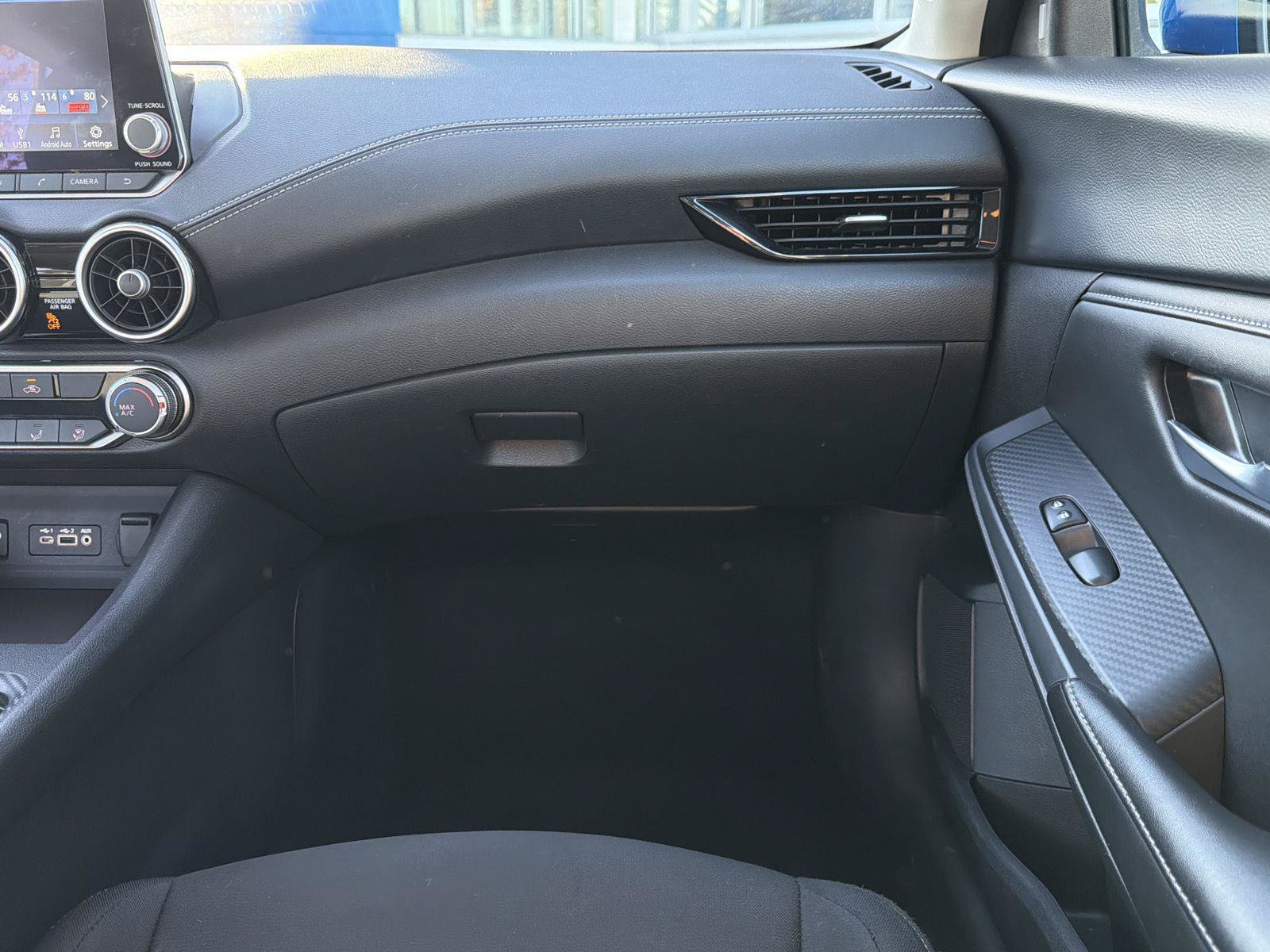 Used 2024 Nissan Sentra SV FWD image 28