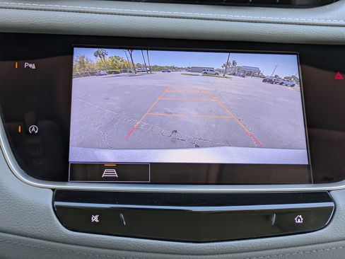 Certified 2023 Cadillac XT5 Premium Luxury w/ LPO, Premium Carpet Package image 28