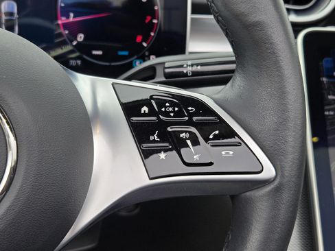 Used 2024 Mercedes-Benz CLE 300 4MATIC Cabriolet image 31