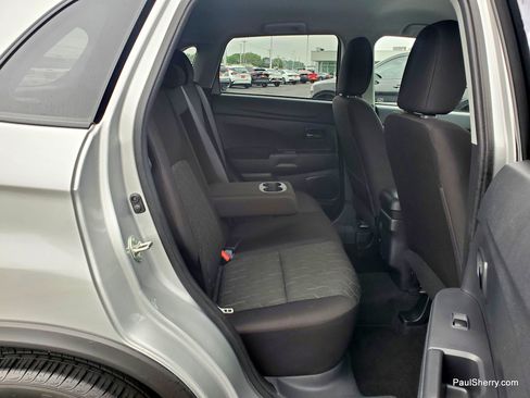 Used 2025 Mitsubishi Outlander Sport SE AWD/4WD image 38