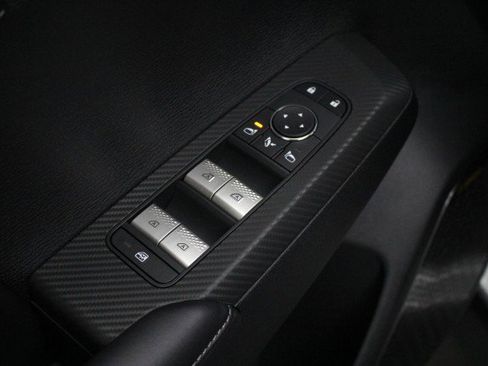 New 2026 Mitsubishi Outlander SE FWD image 16