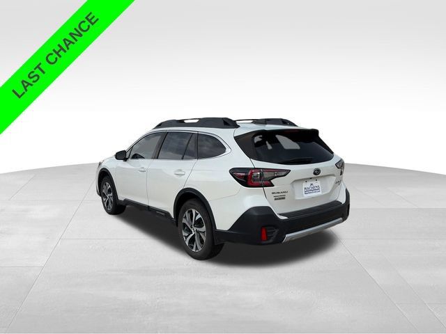 Used 2022 Subaru Outback Limited XT AWD/4WD image 3