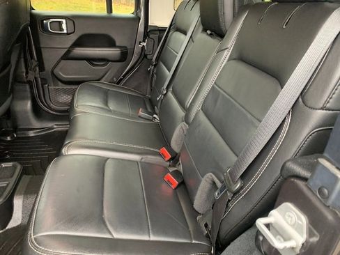 Used 2022 Jeep Wrangler Unlimited Sahara w/ LED Lighting Group image 17