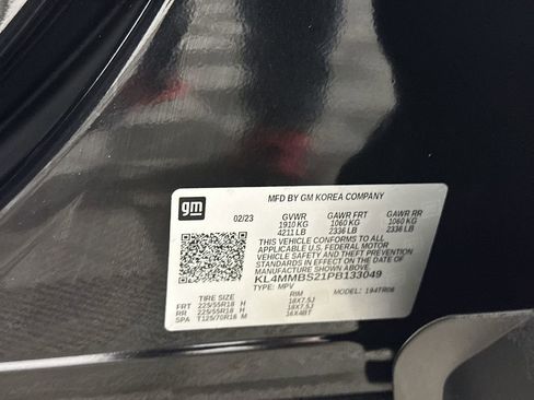 Used 2023 Buick Encore GX Preferred w/ Cold Weather Comfort Package FWD image 35
