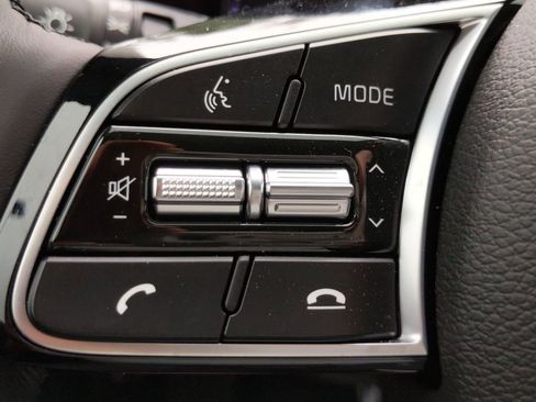 Certified 2020 Kia Forte EX image 22