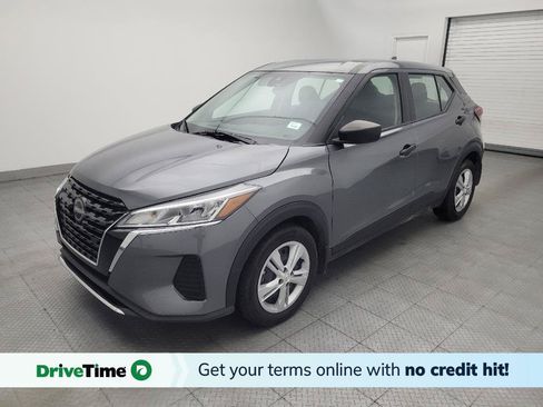 Used 2024 Nissan Kicks S FWD image 1