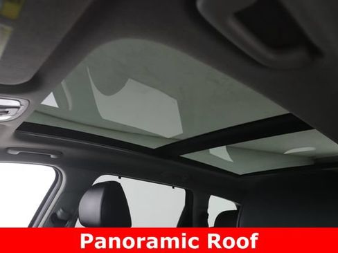 Used 2020 Hyundai Santa Fe SEL w/ Convenience + Premium Package FWD image 18