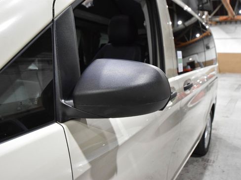 Used 2020 Mercedes-Benz Metris Passenger image 58