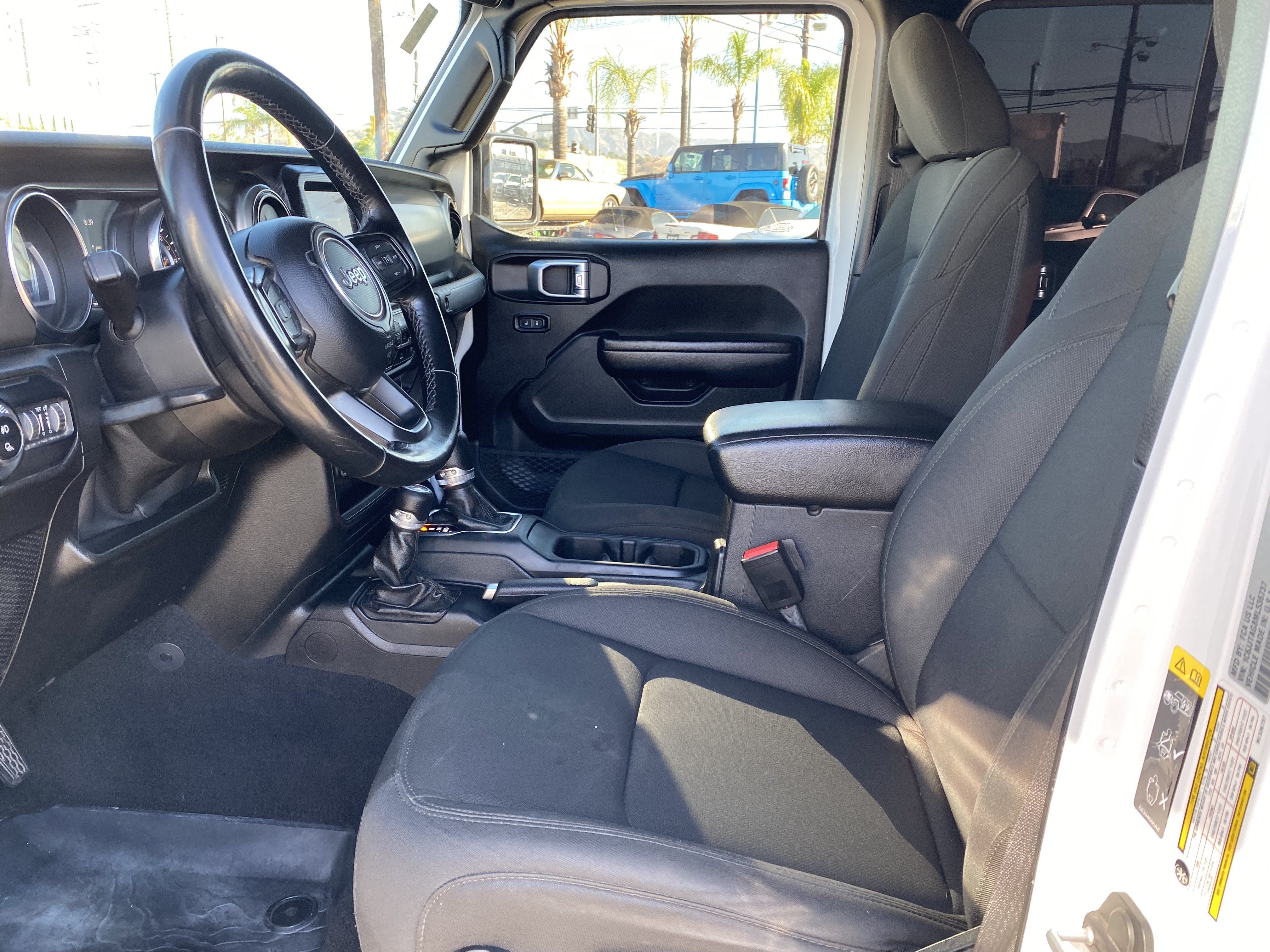 Used 2021 Jeep Gladiator Sport AWD/4WD image 18