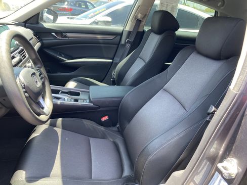 Used 2021 Honda Accord LX image 11