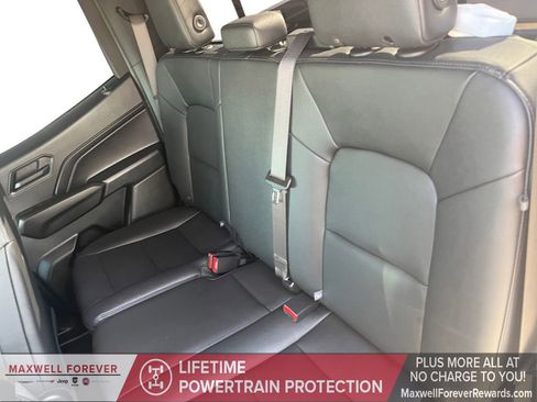 Used 2025 Chevrolet Colorado Trail Boss image 22