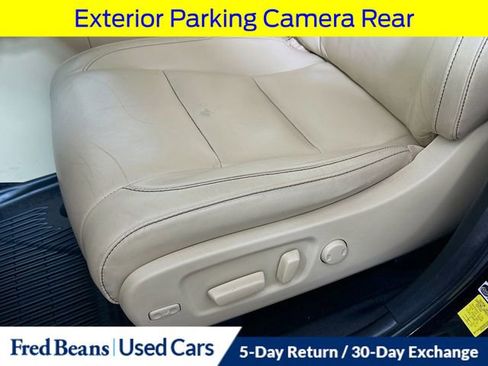 Used 2018 Toyota Highlander XLE image 22