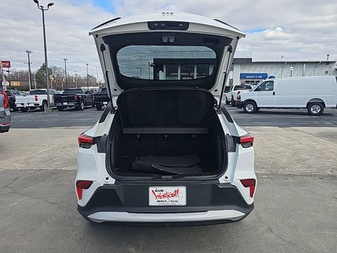 Certified 2024 Buick Envista Preferred w/ Convenience I Package image 6