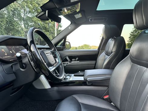Used 2023 Land Rover Range Rover SE AWD/4WD image 16