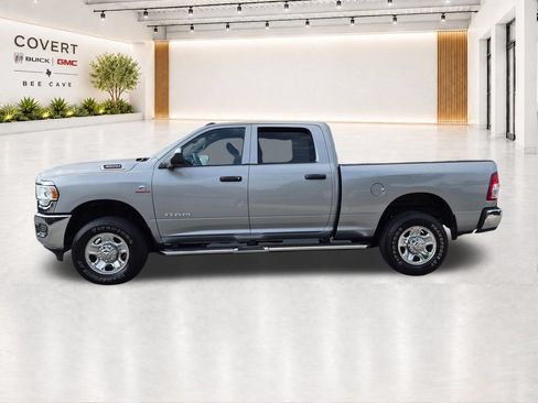 Used 2022 RAM 3500 Tradesman AWD/4WD image 7