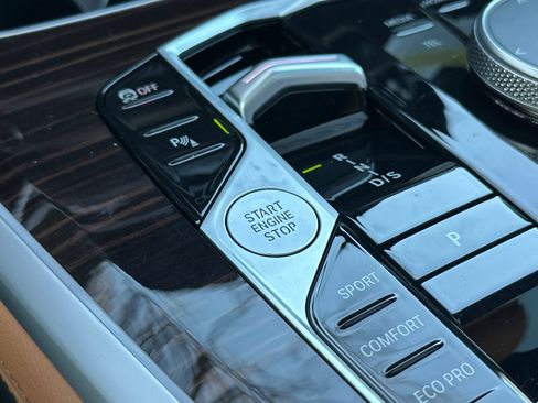 New 2026 BMW X5 xDrive40i w/ Parking Assistance Package image 20