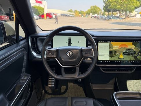 Used 2022 Rivian R1T Launch Edition AWD/4WD image 23
