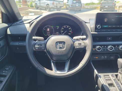 Certified 2025 Honda CR-V Sport image 30