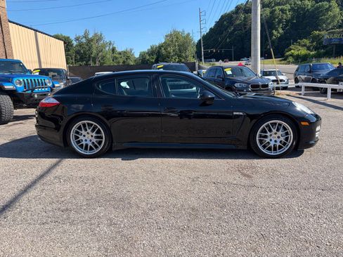 Used 2011 Porsche Panamera 4 AWD/4WD image 4