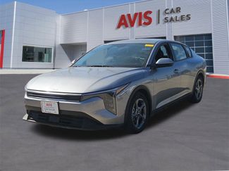 Used 2025 Kia K4 LXS video 1