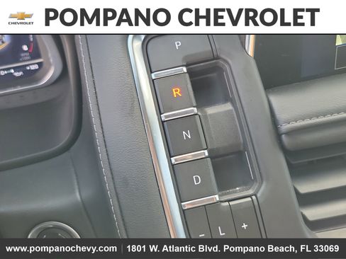 Used 2023 Chevrolet Tahoe Z71 w/ Luxury Package image 32