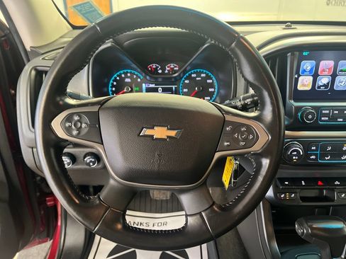 Used 2018 Chevrolet Colorado Z71 AWD/4WD image 22