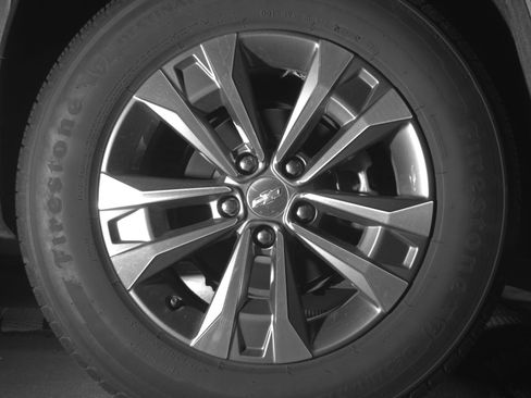 Used 2025 Chevrolet Equinox LT image 15