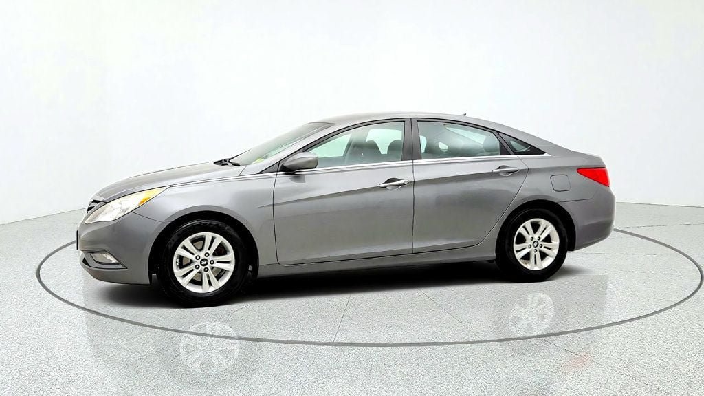 Used 2013 Hyundai Sonata GLS w/ Popular Equipment Pkg FWD image 16