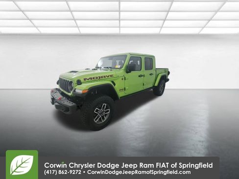 Used 2025 Jeep Gladiator Mojave image 4