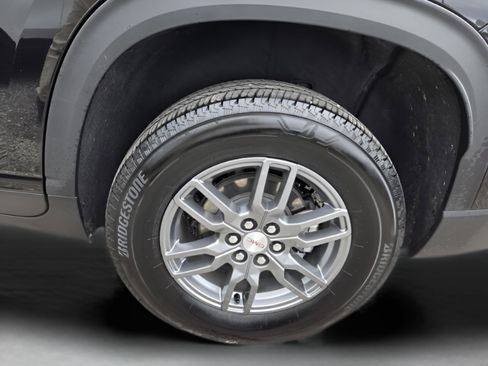 Used 2025 GMC Acadia Elevation image 20