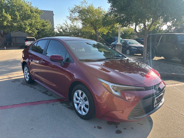 Used 2023 Toyota Corolla LE FWD image 3