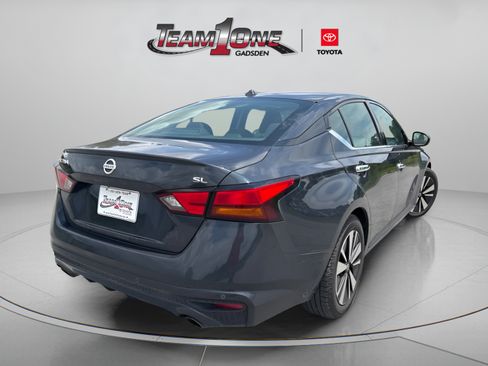 Used 2020 Nissan Altima 2.5 SL FWD image 7